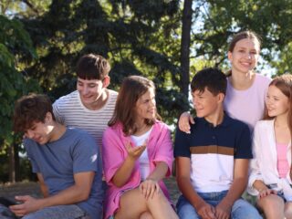 The Best Ways to Pass the Time with Your Friends