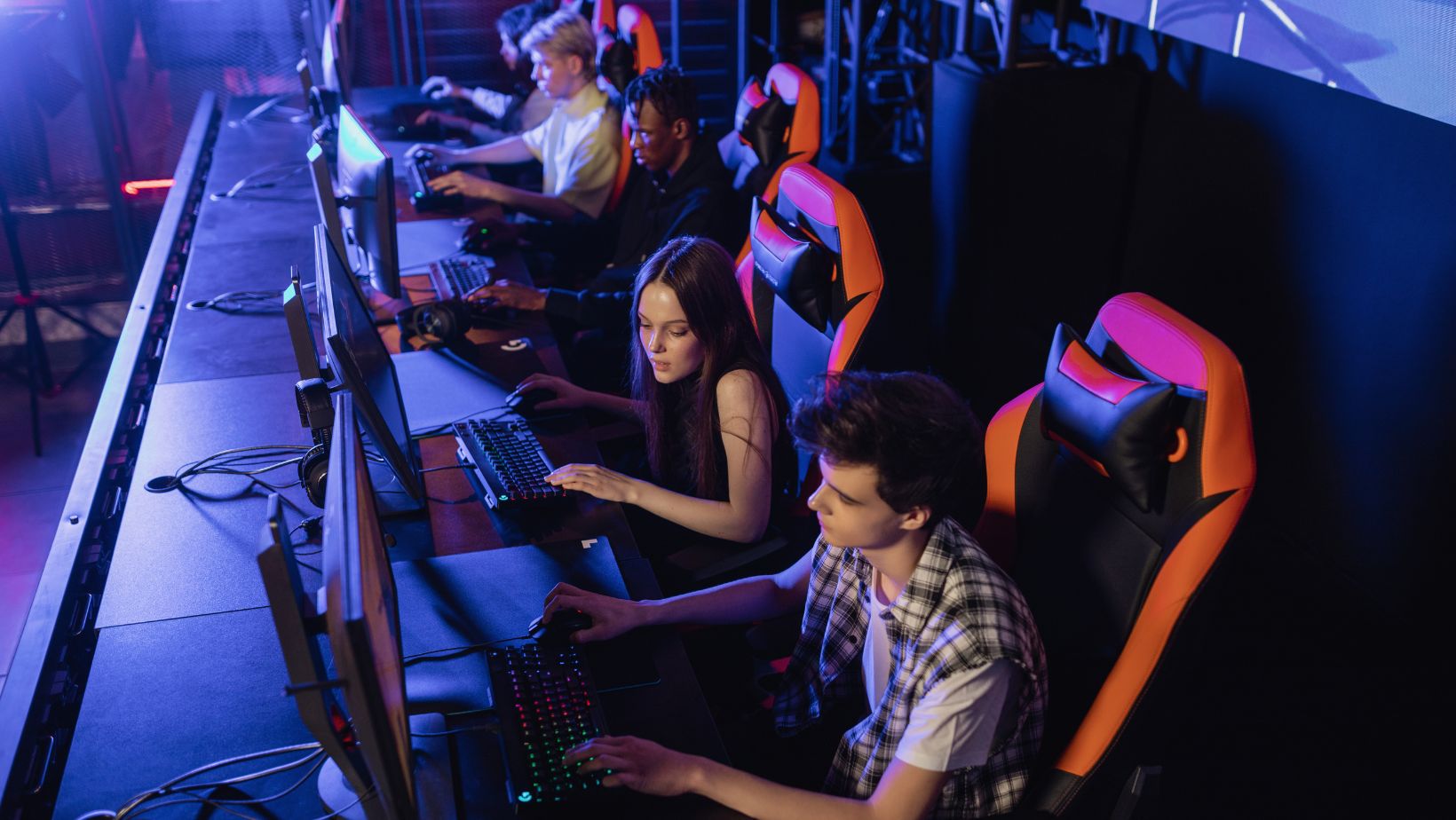 How to Earn PoE Currency from a Fresh League Start?