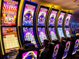 One Move, Big Win: Inside the BANDIT4D Online Betting Experience