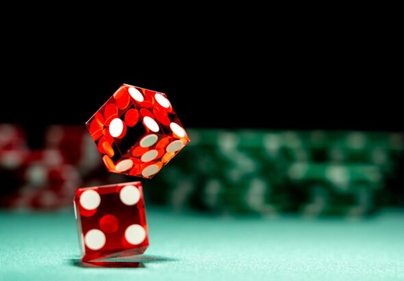 50 Bonus Offers Analyzed: The Patterns That Separate Good Deals from Garbage
